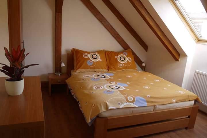 Hotel Domecek Milevsko Extérieur photo