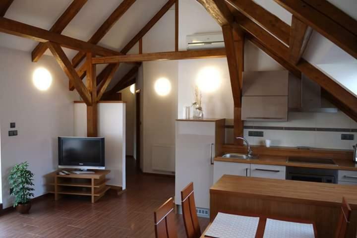 Hotel Domecek Milevsko Extérieur photo